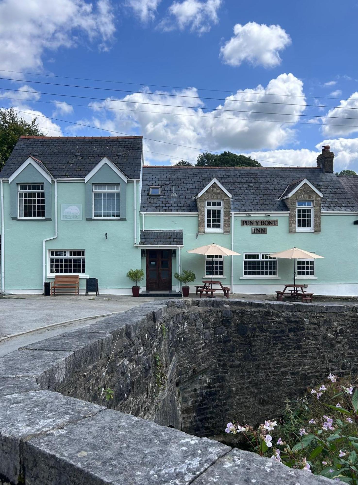 Penybont Restaurant + Inn Carmarthen Zewnętrze zdjęcie