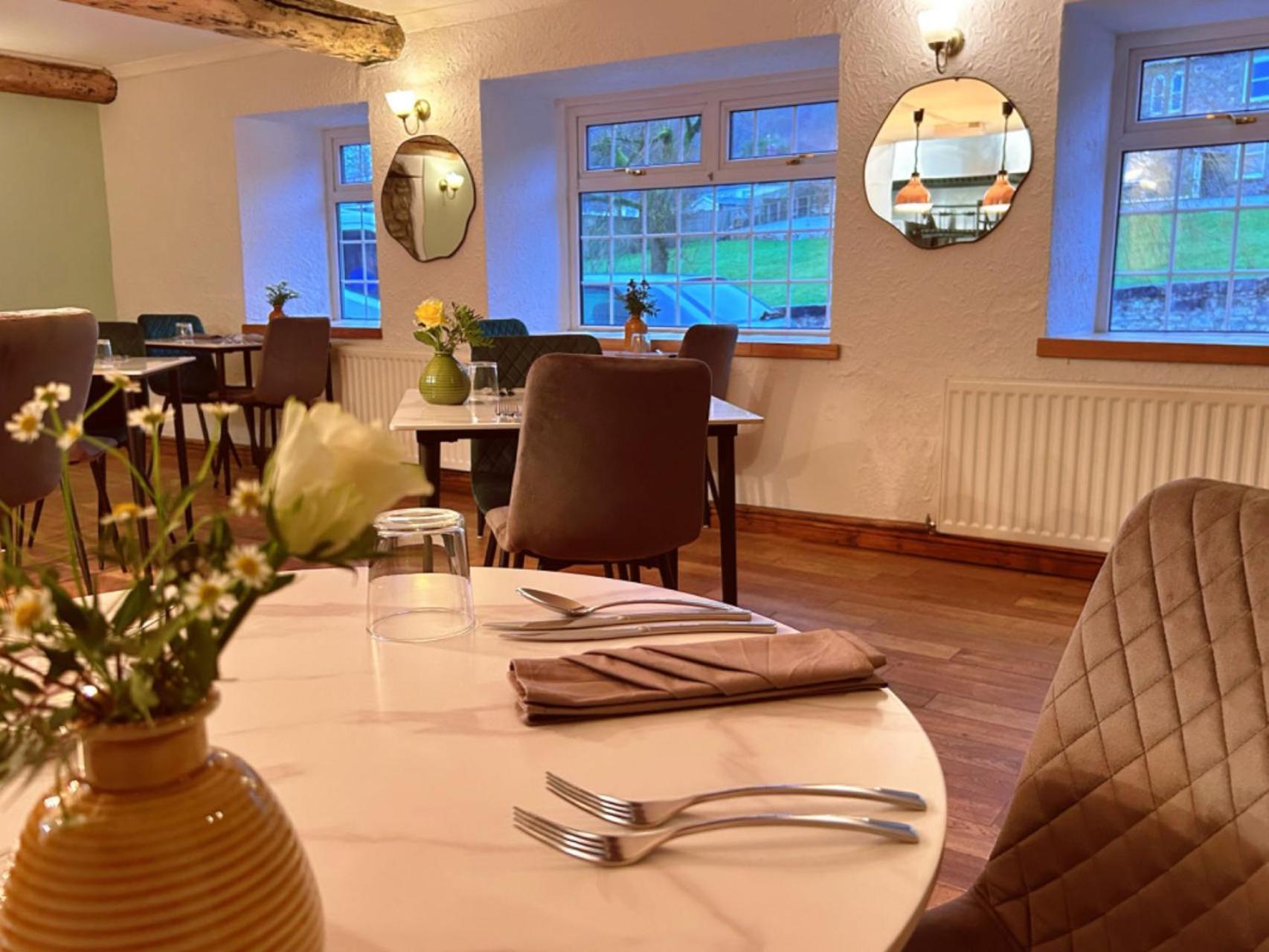 Penybont Restaurant + Inn Carmarthen Zewnętrze zdjęcie