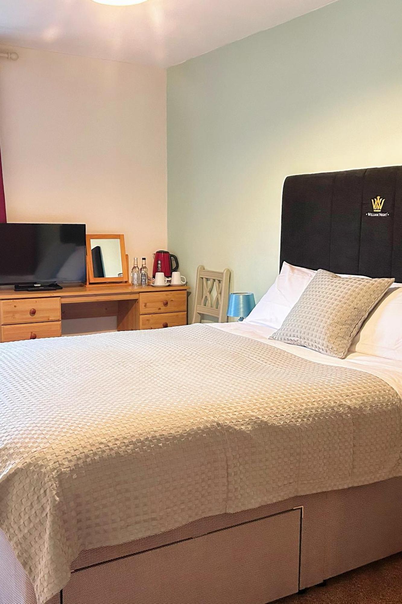 Penybont Restaurant + Inn Carmarthen Zewnętrze zdjęcie